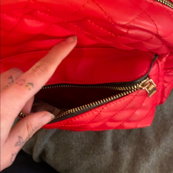 Red Mini Bavkpack - Picture 5 of 6